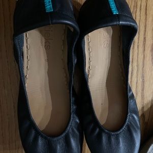 Tiek Shoe